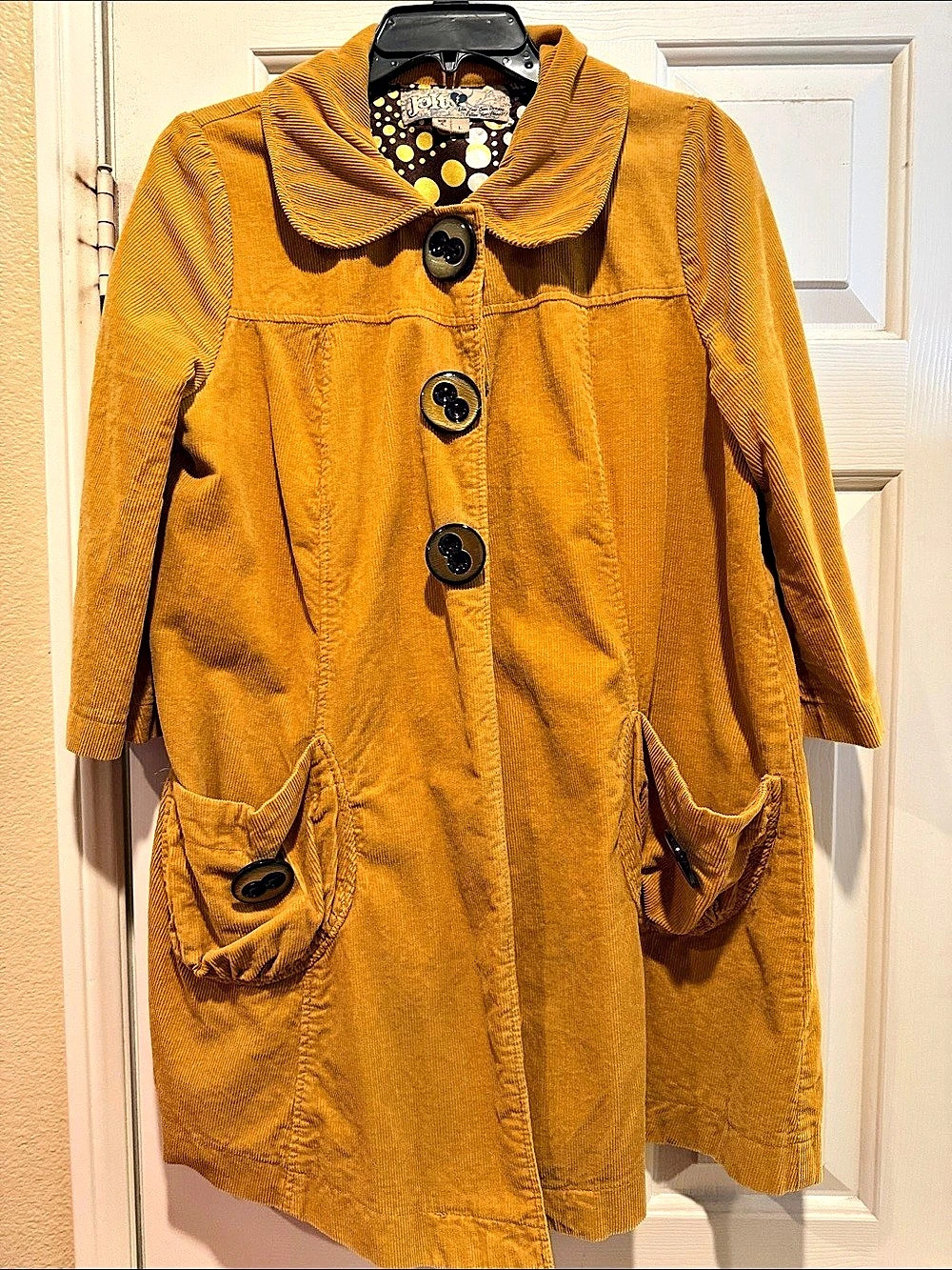 Jolt Corduroy Button-Front Coat in Yellow Size Large Like New